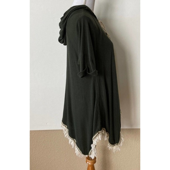 Altar'd State Womens Green Henley Waffle Knit Thermal Tribal Trim Fringe L - Picture 7 of 8